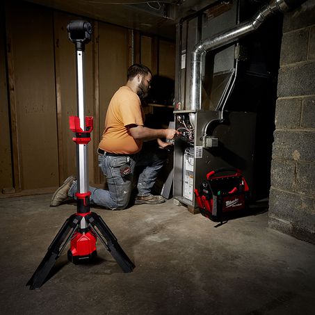 Milwaukee M12 Stand Area Light (Tool only)