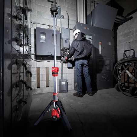 Milwaukee M12 Stand Area Light (Tool only)
