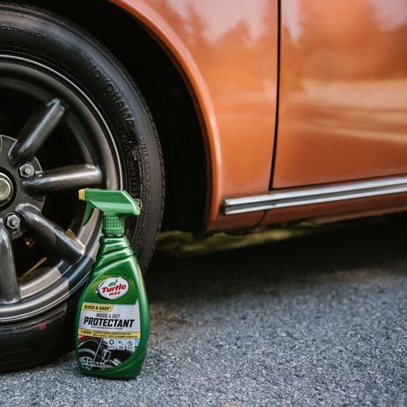 Turtle Wax Quick & Easy Inside & Out Protectant 680mL